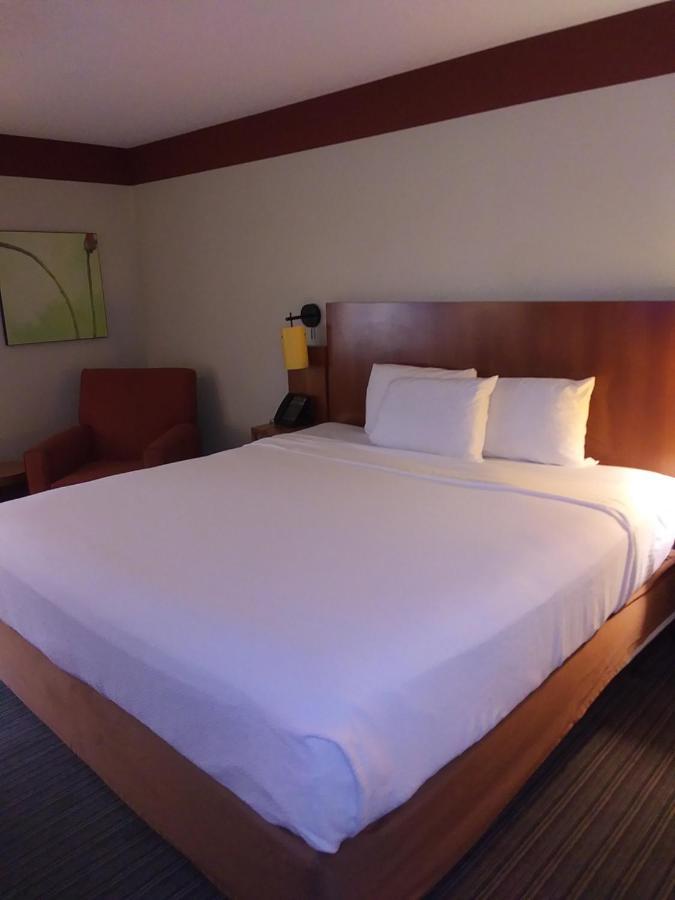 Travelodge By Wyndham Columbus State University Extérieur photo