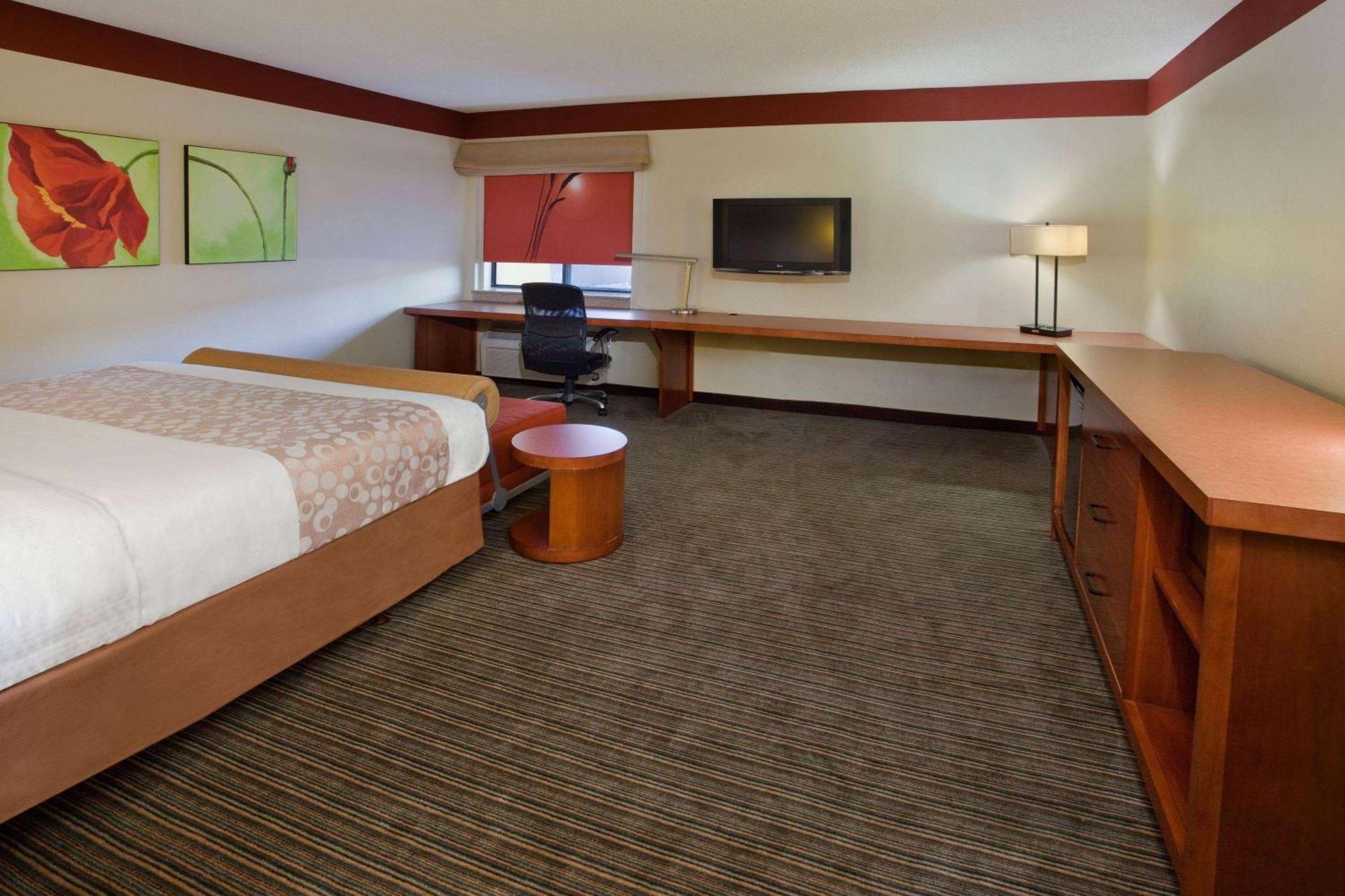 Travelodge By Wyndham Columbus State University Extérieur photo